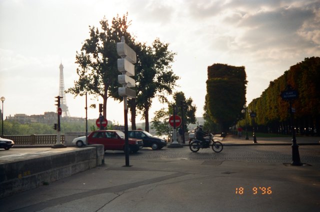 1996-09-e-11.jpg